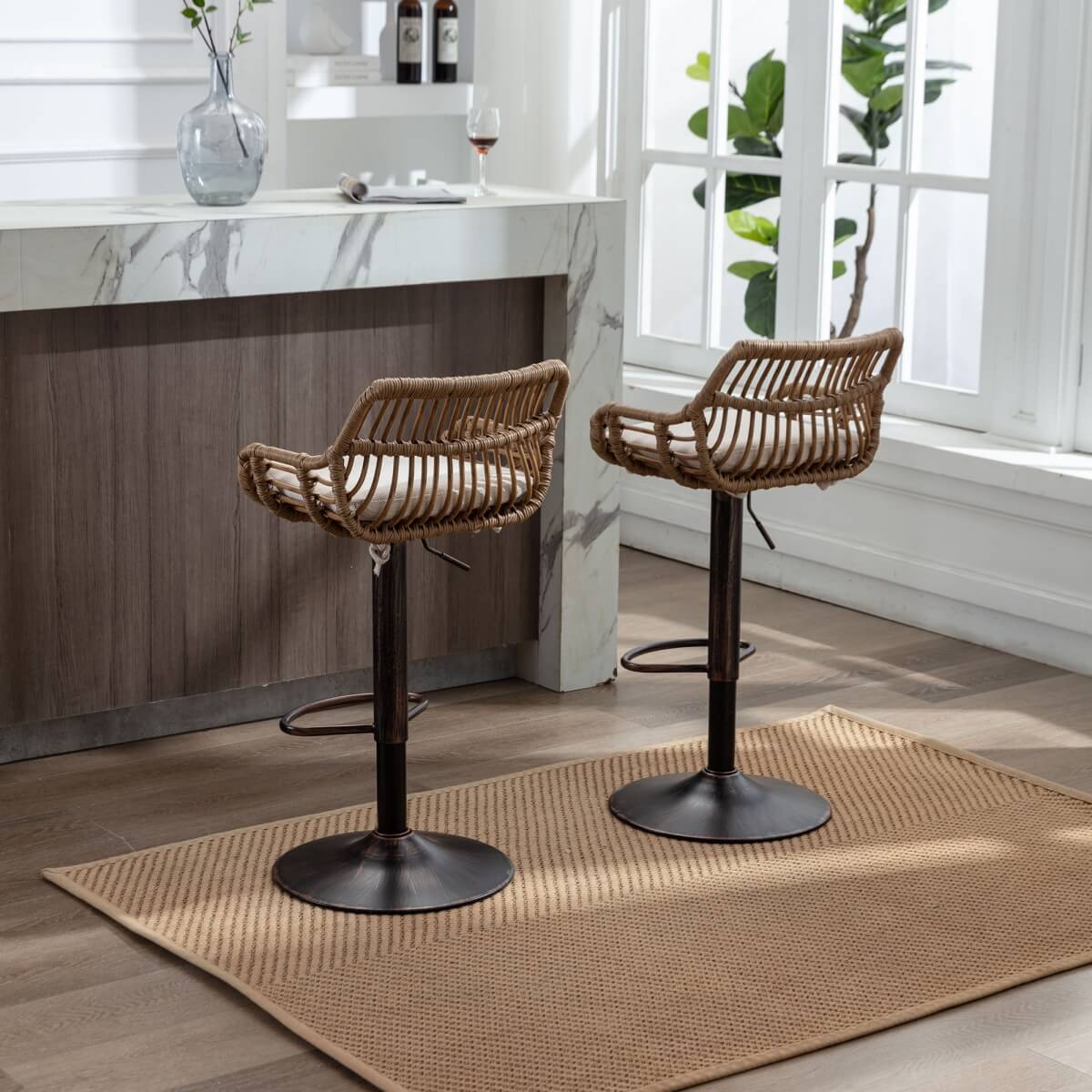 Set of 2 Swivel Bar Stools – Height Adjustable Bar Chairs with Cushions, for Kitchen Island & Home Bar
