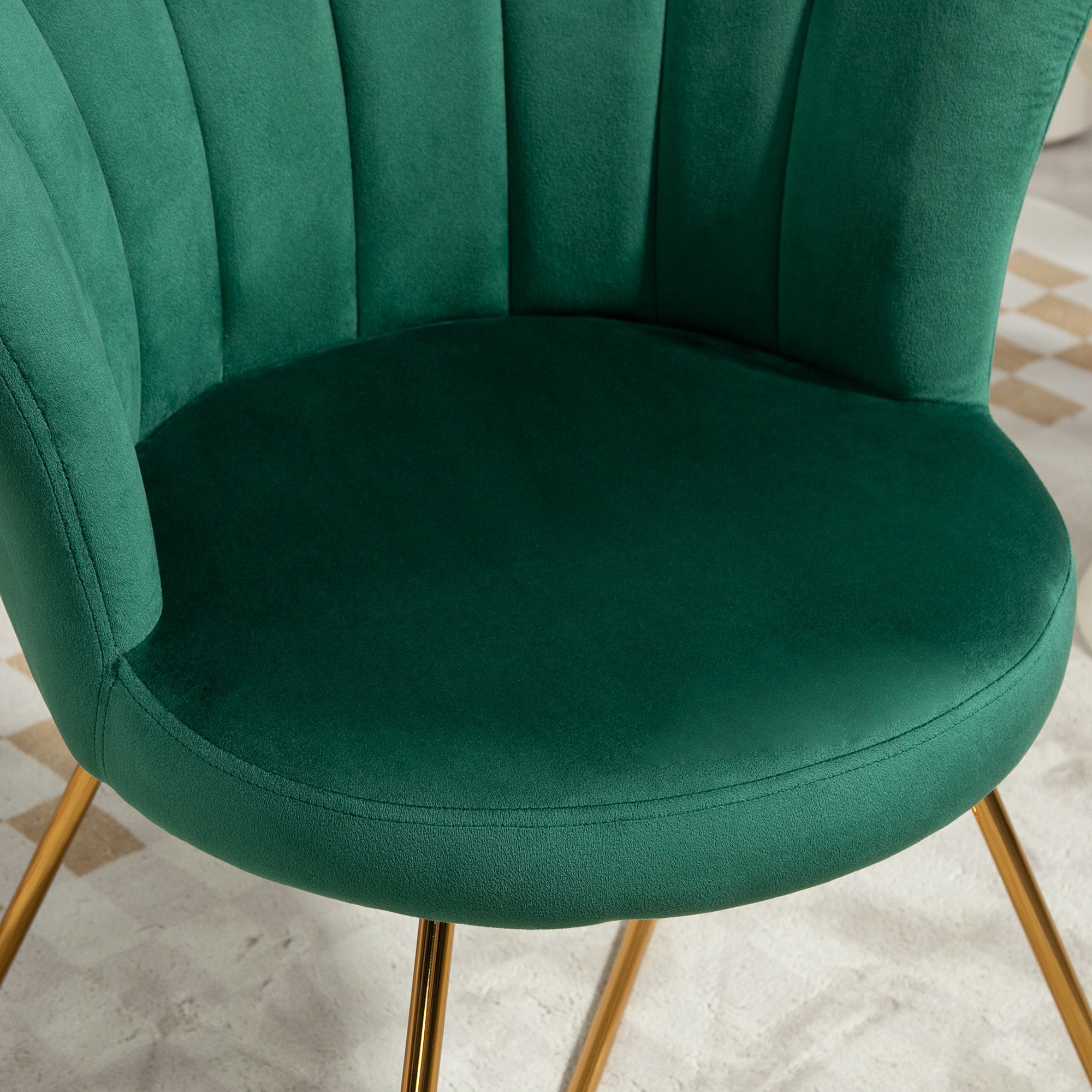 Velvet-Feel Accent Chair with Lotus Petal Design - Green