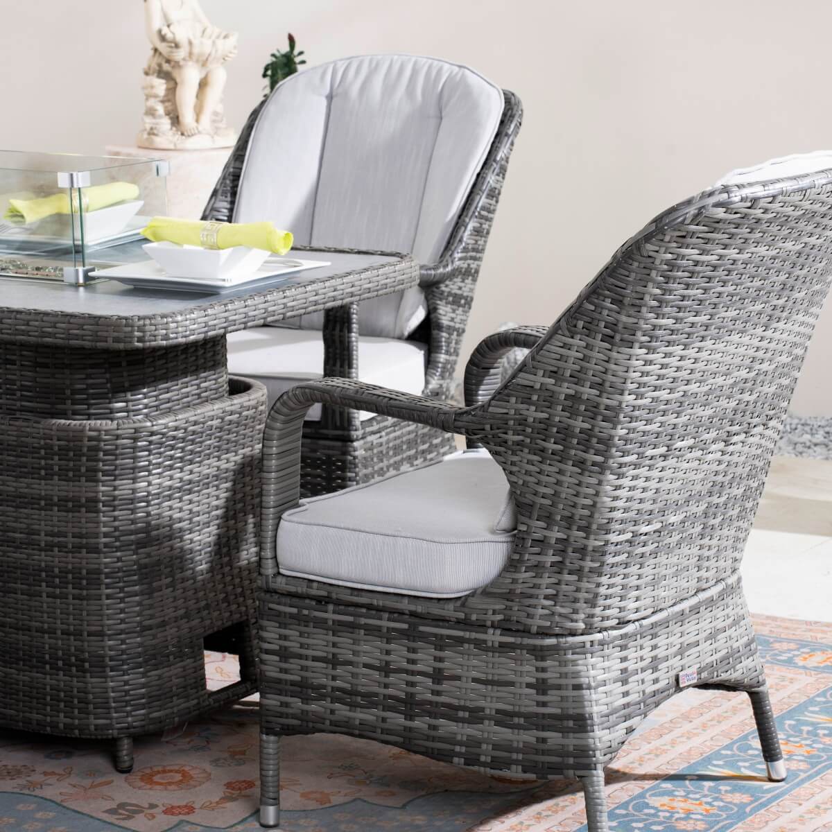 Outdoor Rattan Fire Pit Dining Set with Aluminium Frame — Lift-Top Fire Table & 4 Armchairs