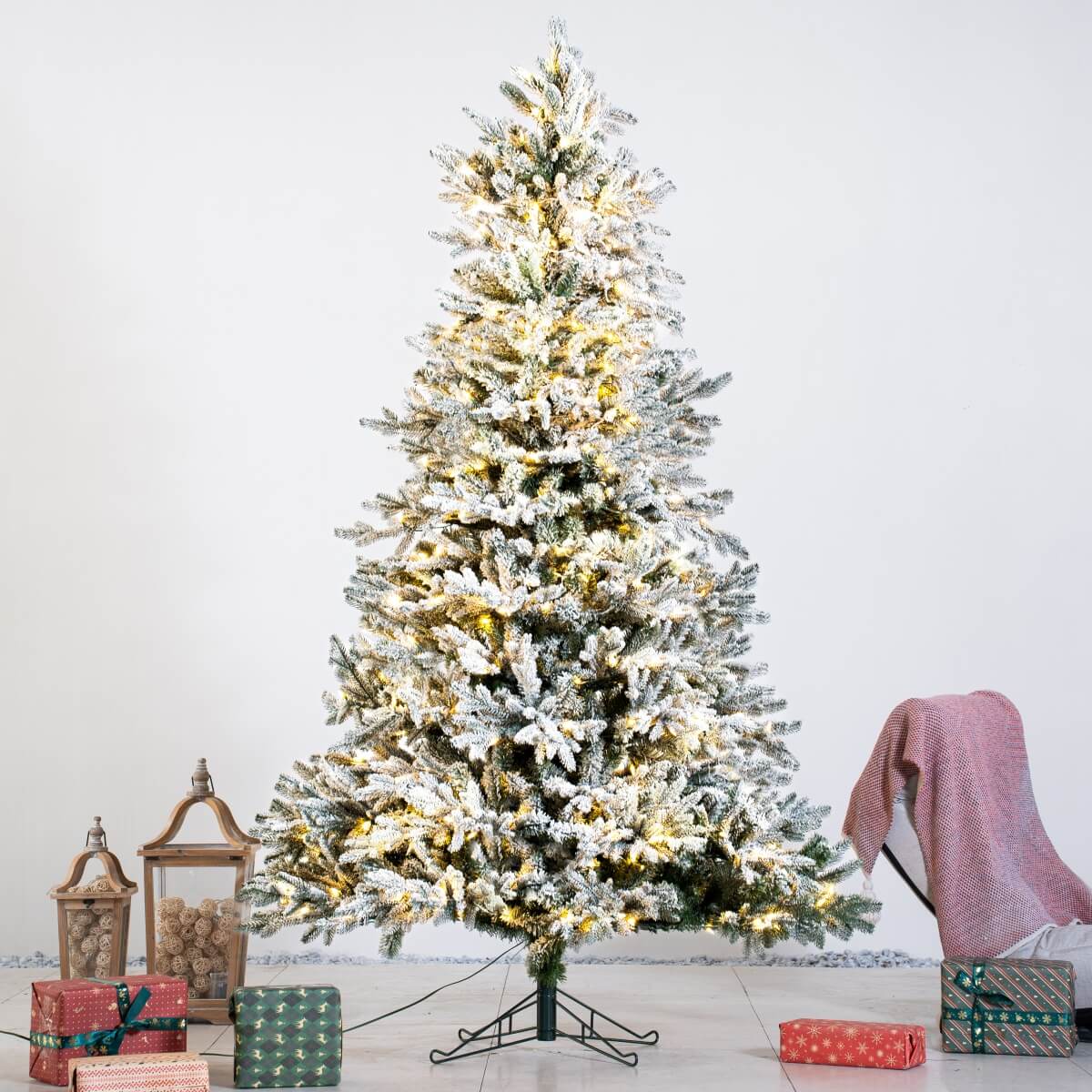 7ft Pre-Lit Finland Fir Artificial Christmas Tree – Lifelike PE/PVC Xmas Tree with 450 LED Lights, Warm & Bright White, Metal Stand